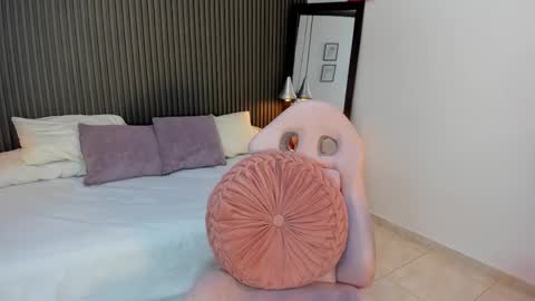 Axel online show from 03-22-26, 11:41