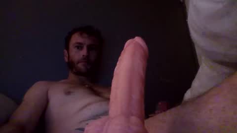 Snapshot of sammyd200 chatting on 10-14-25, 05:30 sammyd200 online show from 10-14-25, 05:30