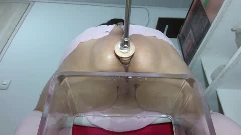 Snapshot of sammyevanss__ chatting on 02-17-25, 03:25 SAMMY online show from 02-17-25, 03:25