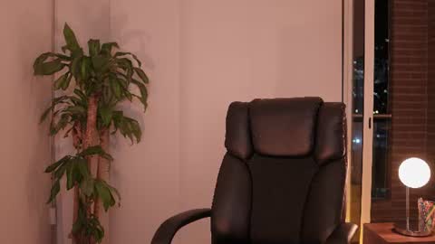 Snapshot of sammylaszlow chatting on 06-12-26, 02:32 Sammy online show from 06-12-26, 02:32