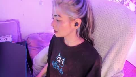   online show from 03-10-25, 06:49