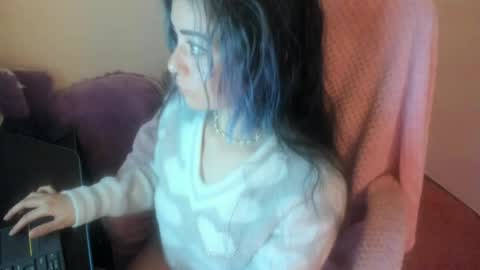   online show from 05-02-26, 09:25