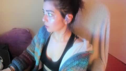 Snapshot of sammysammy_ chatting on 05-13-26, 07:39 online show from 05-13-26, 07:39