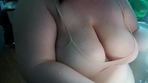 Snapshot of sammytimelove chatting on 05-15-26, 01:12 Sammy Time online show from 05-15-26, 01:12
