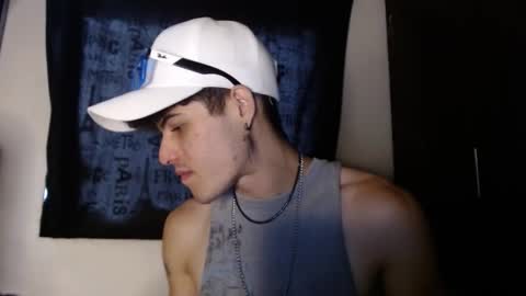 Snapshot of sammytop22 chatting on 10-17-25, 06:21 sammy model independiente online show from 10-17-25, 06:21