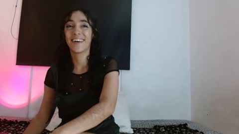 Samantha ferrer online show from 01-27-25, 05:25