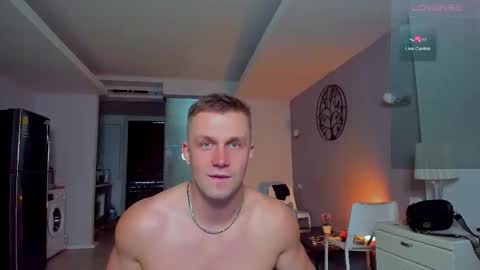 Samuel online show from 02-02-26, 04:44