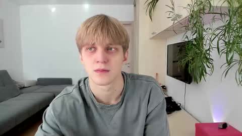 Sam online show from 10-22-25, 07:41