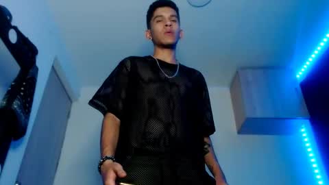   online show from 03-02-25, 09:54