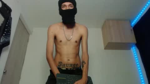   online show from 03-08-25, 09:18