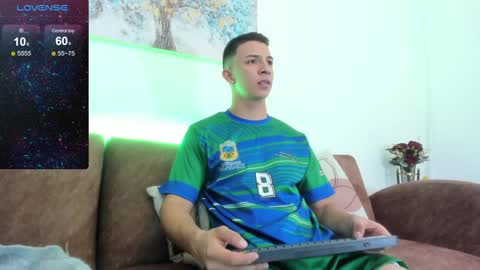 Samuel online show from 01-19-25, 04:01