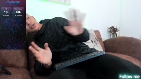 Samuel online show from 01-24-25, 04:05