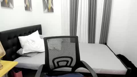 Sam online show from 09-29-25, 04:45