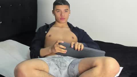 Samuel online show from 10-03-25, 05:10