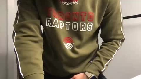 Sam W dick strip tease online show from 11-22-25, 08:52