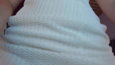 Snapshot of samy_one chatting on 12-26-24, 09:04 Samy online show from 12-26-24, 09:04