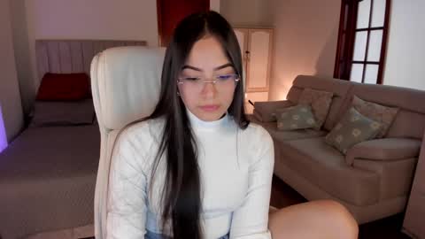 Snapshot of samy_one chatting on 01-20-25, 10:04 Samy online show from 01-20-25, 10:04