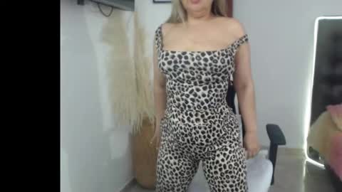 samy_vsn online show from 11-29-25, 06:55