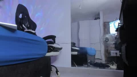 SamyHolbrook online show from 04-25-26, 01:30