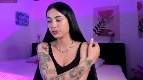 Snapshot of samylewis4_20 chatting on 07-27-26, 04:30 sammy online show from 07-27-26, 04:30