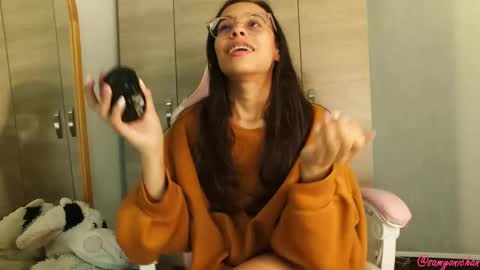 Special show on 17 december and 23 UwU online show from 02-14-25, 04:58