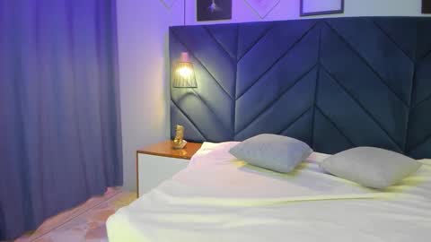 Snapshot of samyriverss chatting on 10-21-25, 10:49 Samy  online show from 10-21-25, 10:49