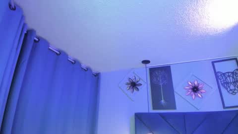 Snapshot of samyriverss chatting on 10-22-25, 11:21 Samy  online show from 10-22-25, 11:21