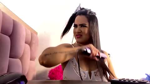 Snapshot of samyrosss6 chatting on 03-06-26, 11:12 Samy online show from 03-06-26, 11:12