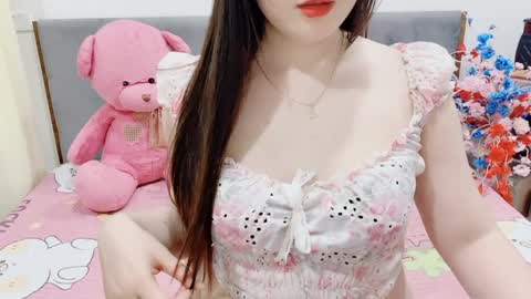 sanami_sian_ online show from 04-07-26, 01:22