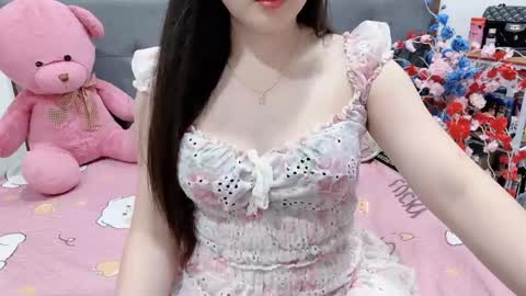 sanami_sian_ online show from 04-22-26, 01:52