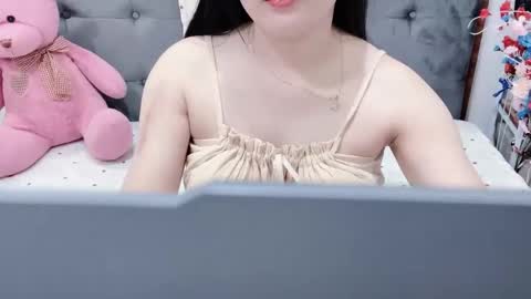 Snapshot of sanami_sian_ chatting on 05-19-26, 01:56 sanami_sian_ online show from 05-19-26, 01:56