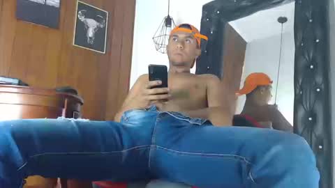 Sander online show from 09-11-25, 12:49