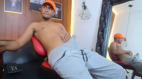 Sander online show from 10-08-25, 04:26