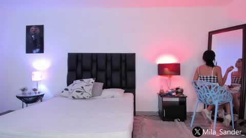 MilaSander online show from 12-23-24, 08:47