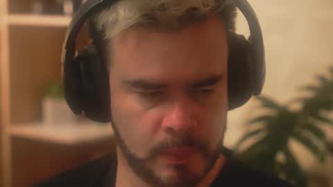 Sanders online show from 01-19-26, 02:48