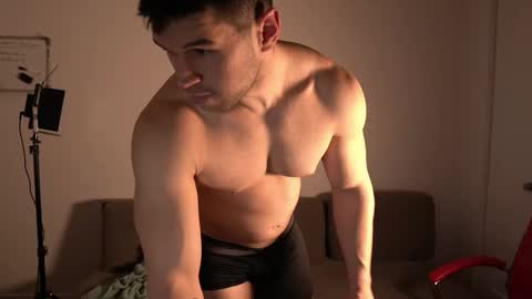 Snapshot of sandow_ chatting on 03-04-26, 10:16 Sandow online show from 03-04-26, 10:16