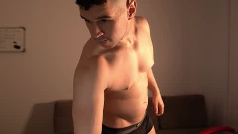 Snapshot of sandow_ chatting on 03-07-26, 07:00 Sandow online show from 03-07-26, 07:00