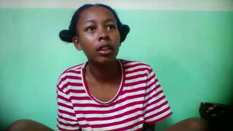 sandra1253099 online show from 11-01-25, 07:32