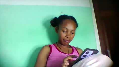sandra1253099 online show from 04-21-26, 05:28