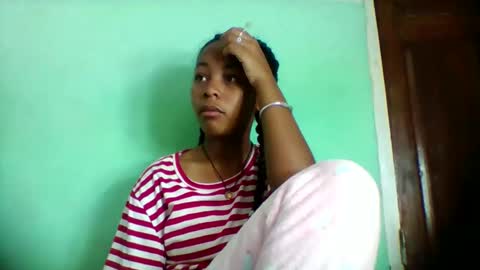 Snapshot of sandra1253099 chatting on 05-16-26, 06:32 sandra1253099 online show from 05-16-26, 06:32