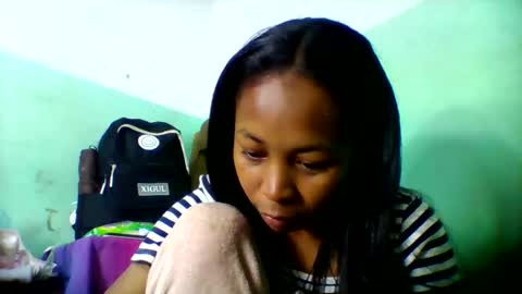 Snapshot of sandra1253099 chatting on 06-04-26, 05:35 sandra1253099 online show from 06-04-26, 05:35