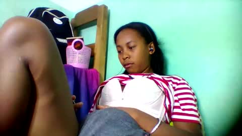 Snapshot of sandra1253099 chatting on 06-10-26, 06:29 sandra1253099 online show from 06-10-26, 06:29