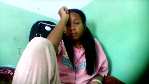Snapshot of sandra1253099 chatting on 06-12-26, 07:13 sandra1253099 online show from 06-12-26, 07:13