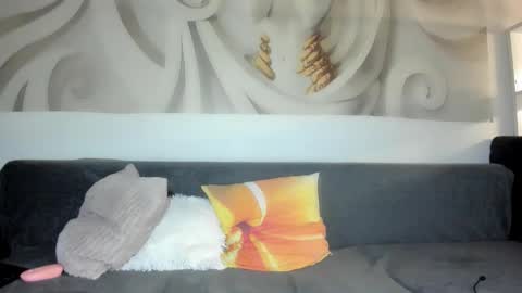 Snapshot of sandra______ chatting on 01-09-26, 10:55 dont forghet to thumbs up if you like my show online show from 01-09-26, 10:55