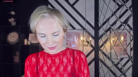 Snapshot of sandra_kind chatting on 02-06-25, 05:25 Sandra online show from 02-06-25, 05:25