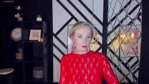 Snapshot of sandra_kind chatting on 02-10-25, 08:53 Sandra online show from 02-10-25, 08:53