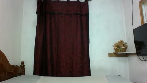 sandra online show from 11-21-25, 09:19