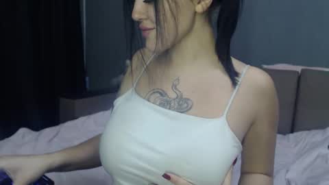 Snapshot of sandra_smith3007 chatting on 12-01-25, 07:13 sandra_smith3007 online show from 12-01-25, 07:13