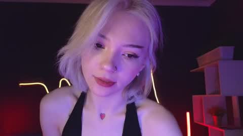 Snapshot of sandraboyl chatting on 01-16-25, 01:16 Sandy online show from 01-16-25, 01:16