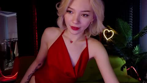 Snapshot of sandraboyl chatting on 01-23-25, 04:30 Sandy online show from 01-23-25, 04:30